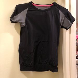 black and grey girls athletic tee